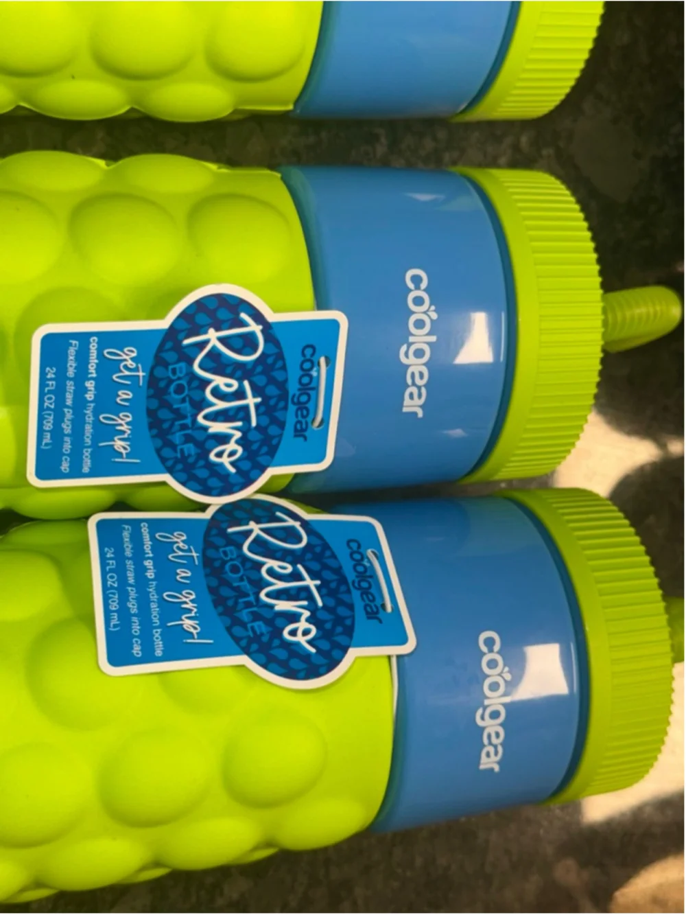Coolgear GetAGrip Retro Brand New 24 fl. oz (15 posted) $14 Each Retail - Lime
